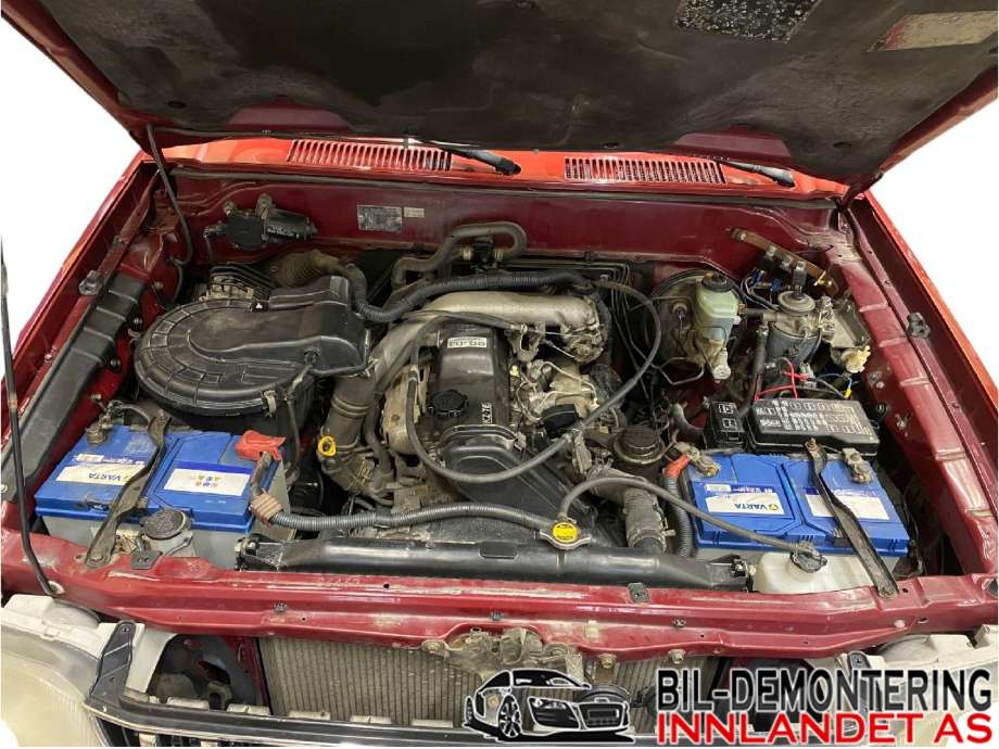 Radiator (automat gir) til Toyota Land Cruiser 100, 1998-2007  (TOYOTA|1640067140)