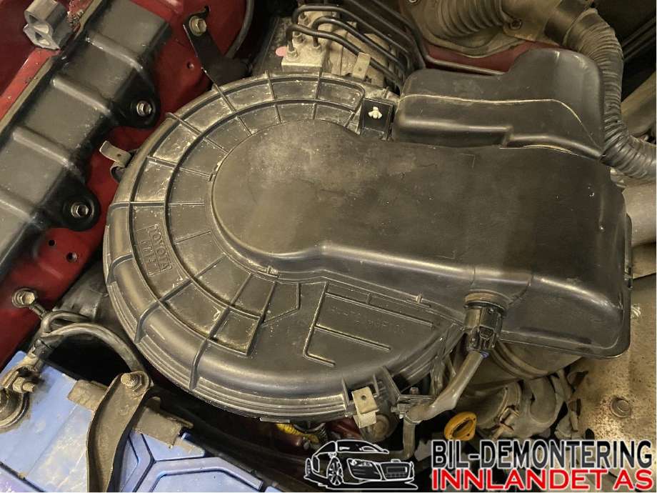 Luftfilterboks til Toyota Land Cruiser 100, 1998-2007  (TOYOTA|1770067140)