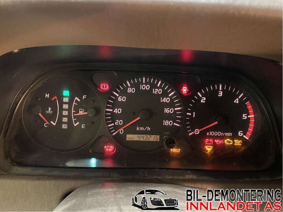 Instrumentpanel til Toyota Land Cruiser 100, 1998-2007  (TOYOTA|838416A790)