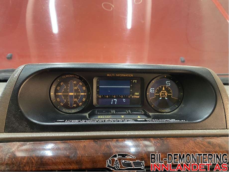 Diverse deler til Toyota Land Cruiser 100, 1998-2007  (TOYOTA|8326860200)