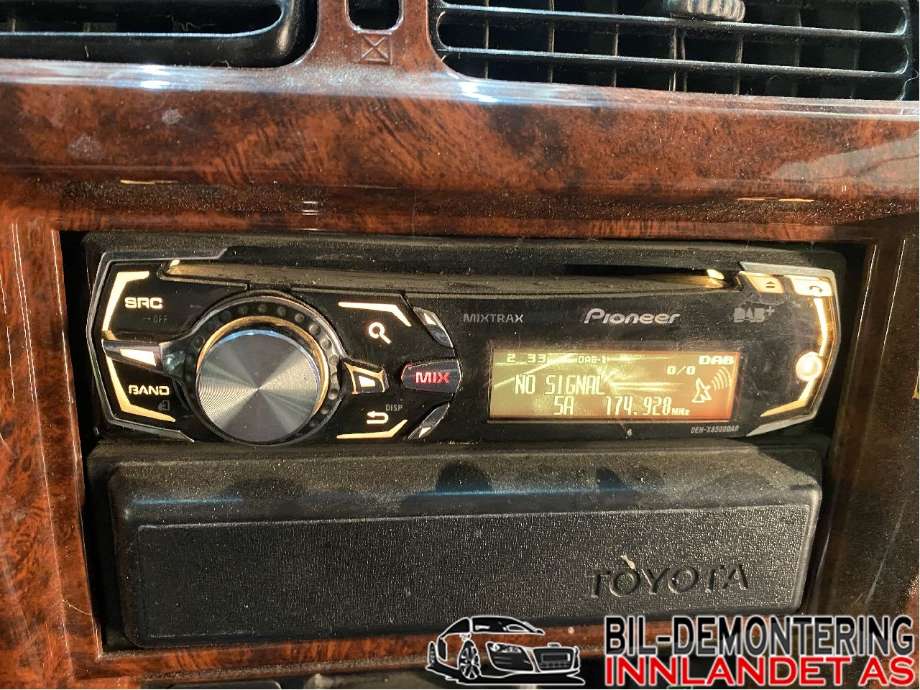 Bilstereo til Toyota Land Cruiser 100, 1998-2007  (TOYOTA|DEH-X8500DAB)