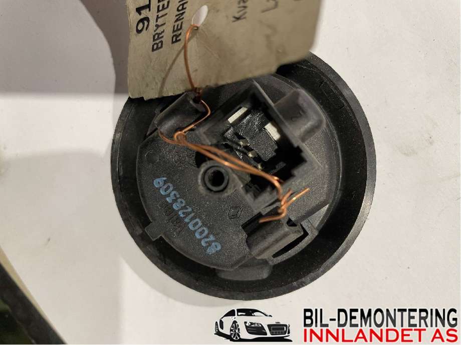 Bryter lys til Renault Kangoo 2003-2007 (Type I, Fase 2)  (|8200128309)