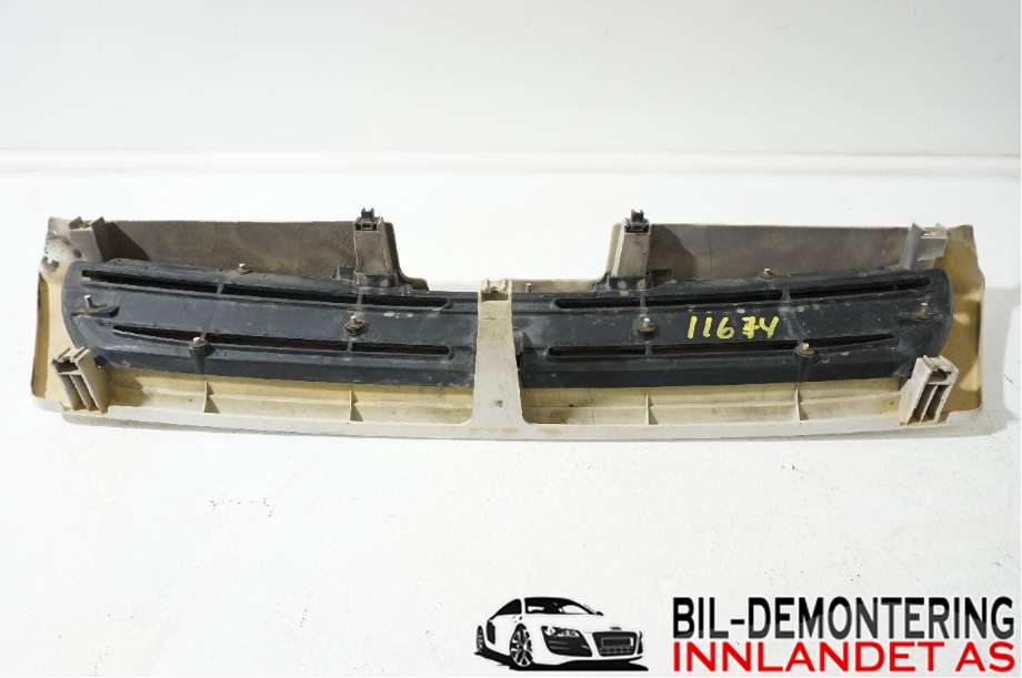 Grill til Subaru Legacy 1989-1994