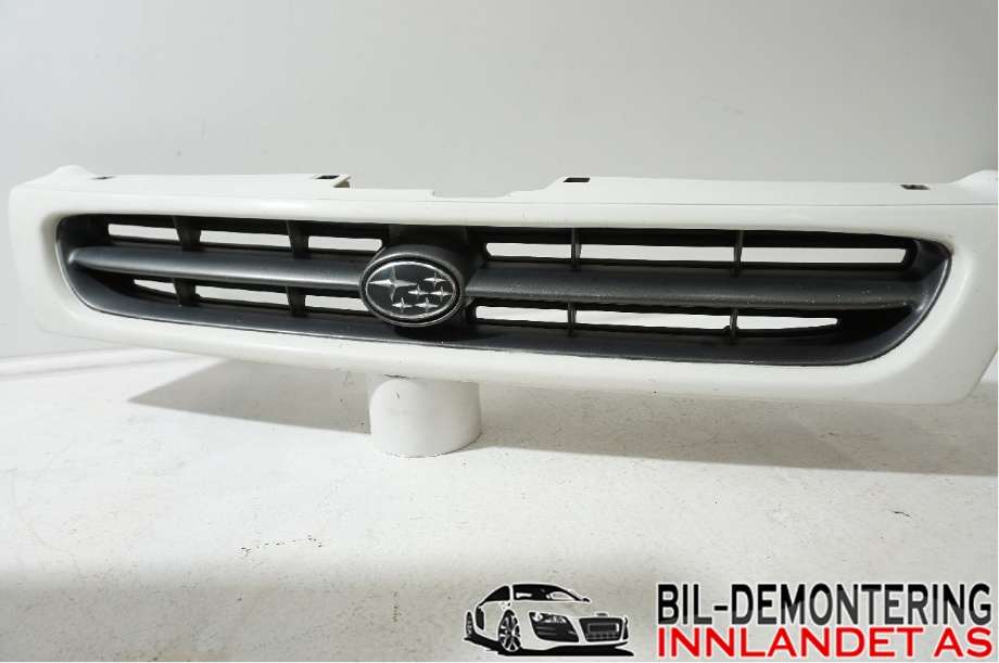 Grill til Subaru Legacy 1989-1994