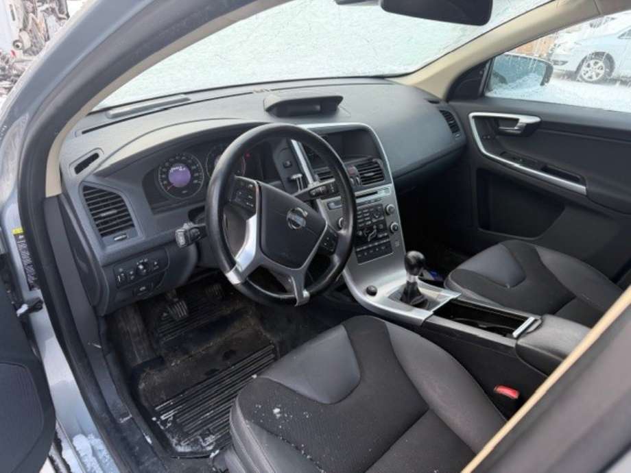 Volvo XC60 2008-2013 (Type I, Fase 1) , Motorkode: D5244T(16), Girkassekode: 