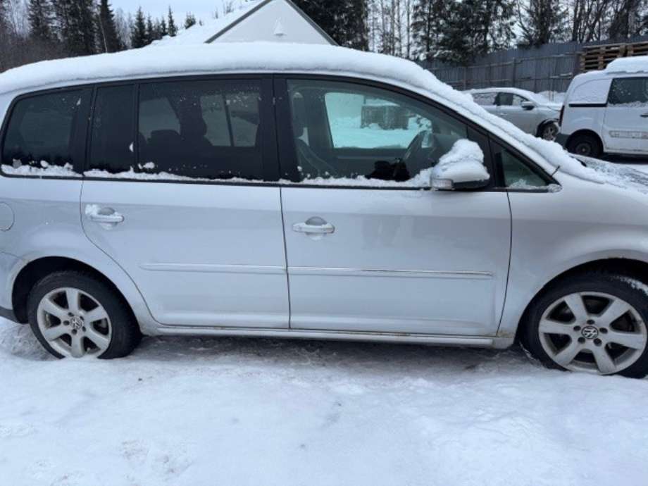 VW Touran, 2007-2010 (Type I, Fase 2)  delebil , Motorkode: BLS