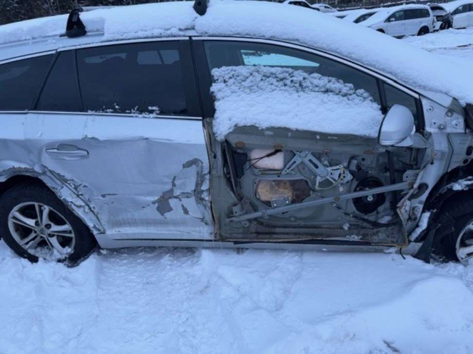 Toyota Avensis 2009-2015 (Type III, Fase 1) , Motorkode: 2ZR-FAE, Girkassekode: 