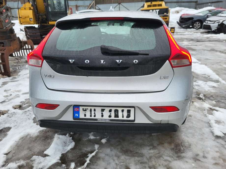 Volvo V40 2012-2019 delebil , Motorkode: D4162T, Girkassekode: 