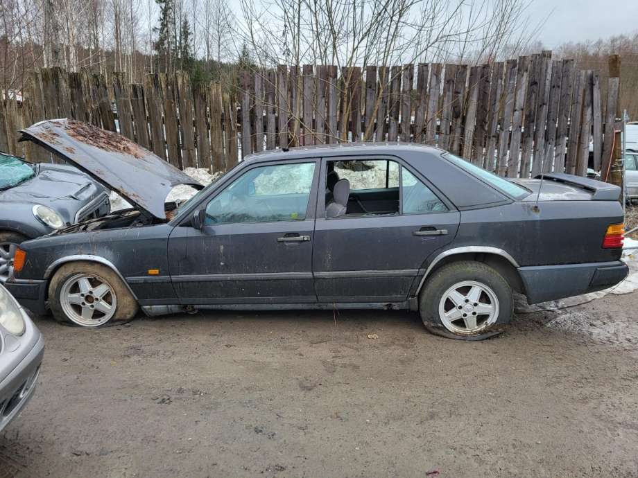 Mercedes 124, 1986-1995 (W124) (W124) delebil 