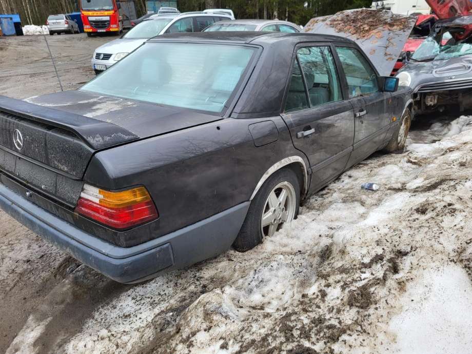 Mercedes 124 1986-1995 (W124) delebil , Motorkode: , Girkassekode: 