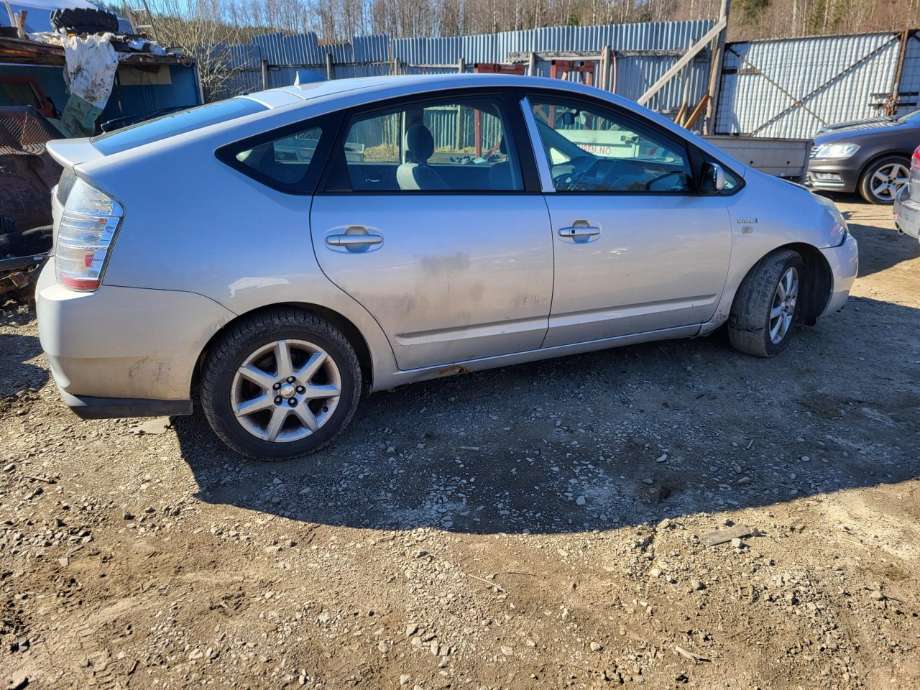 Toyota Prius 2004-2009 (Type II) (COMBI) (COMBI), Motorkode: 1NZ-FXE, Girkassekode: 