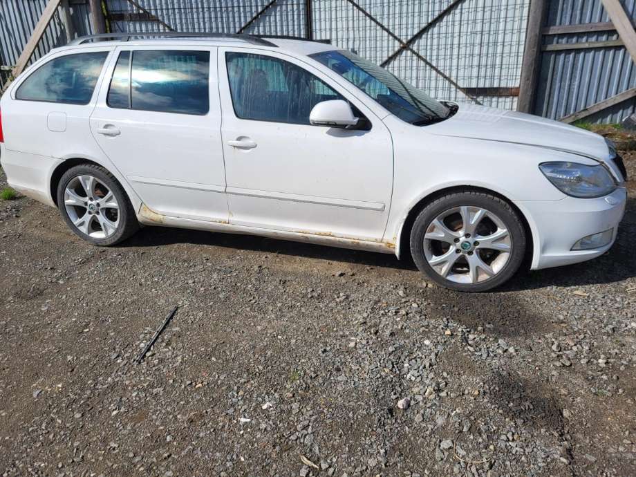 Škoda Octavia 2009-2013 (Type II, Fase 2) delebil , Motorkode: CAYC, Girkassekode: MLE