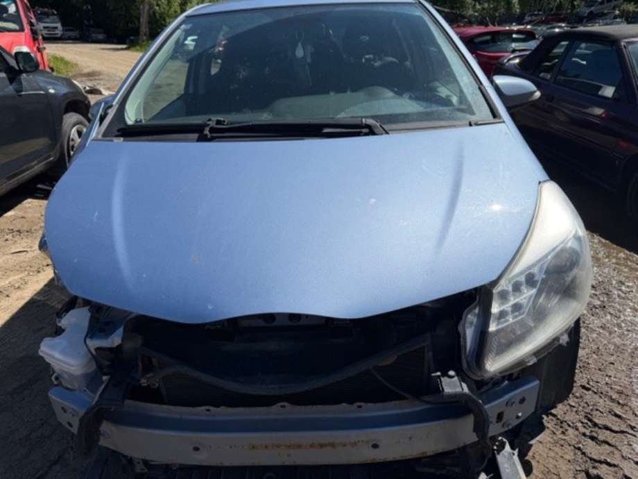 Toyota Yaris 2012-2014 (Type III, Fase 1) , Motorkode: 1NZ-FXE, Girkassekode: 