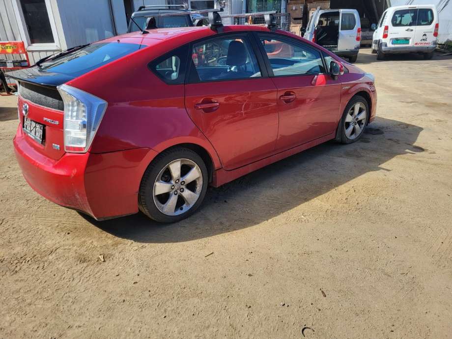Toyota Prius 2009-2016 (Type III) (COMBI) (COMBI), Motorkode: 2ZR-FXE, Girkassekode: 
