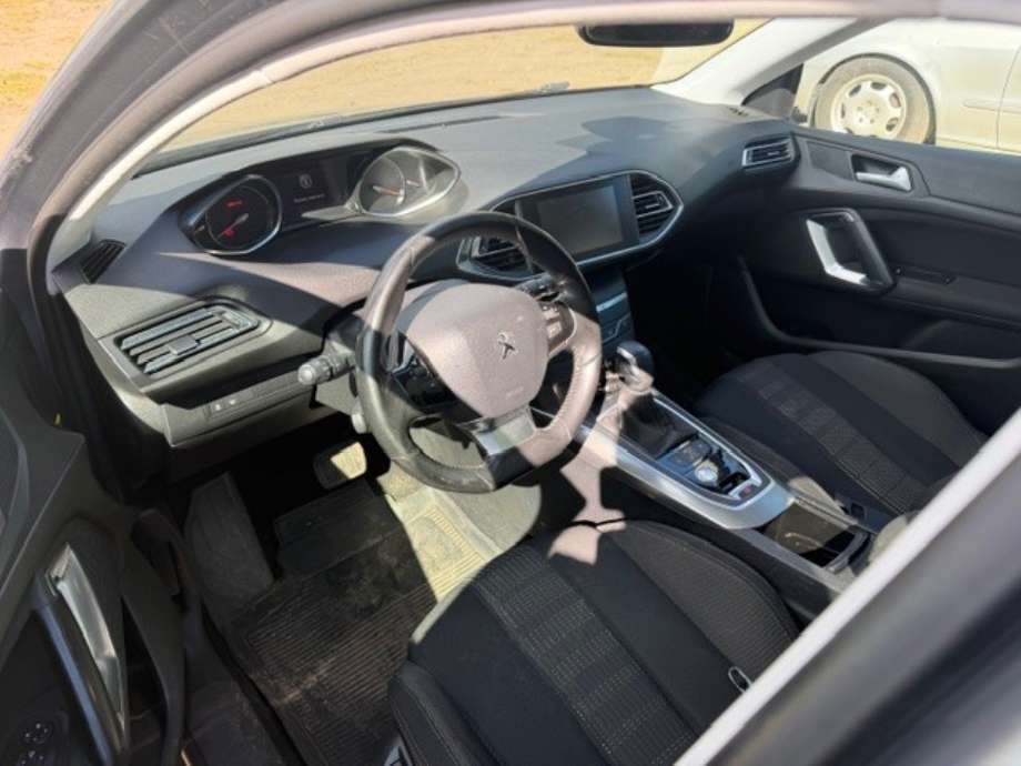 Peugeot 308 2013-2021 (Type II) , Motorkode: BH01, Girkassekode: 