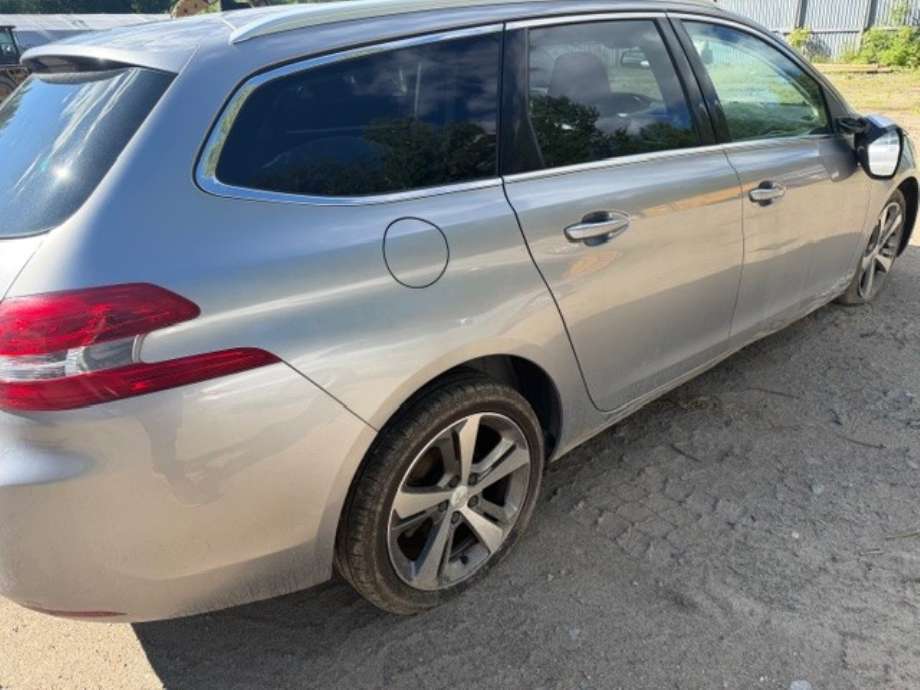 Peugeot 308 2013-2021 (Type II) , Motorkode: BH01, Girkassekode: 