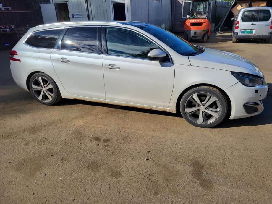 Peugeot 308 2013-2021 (Type II) , Motorkode: AH01, Girkassekode: STOP&START