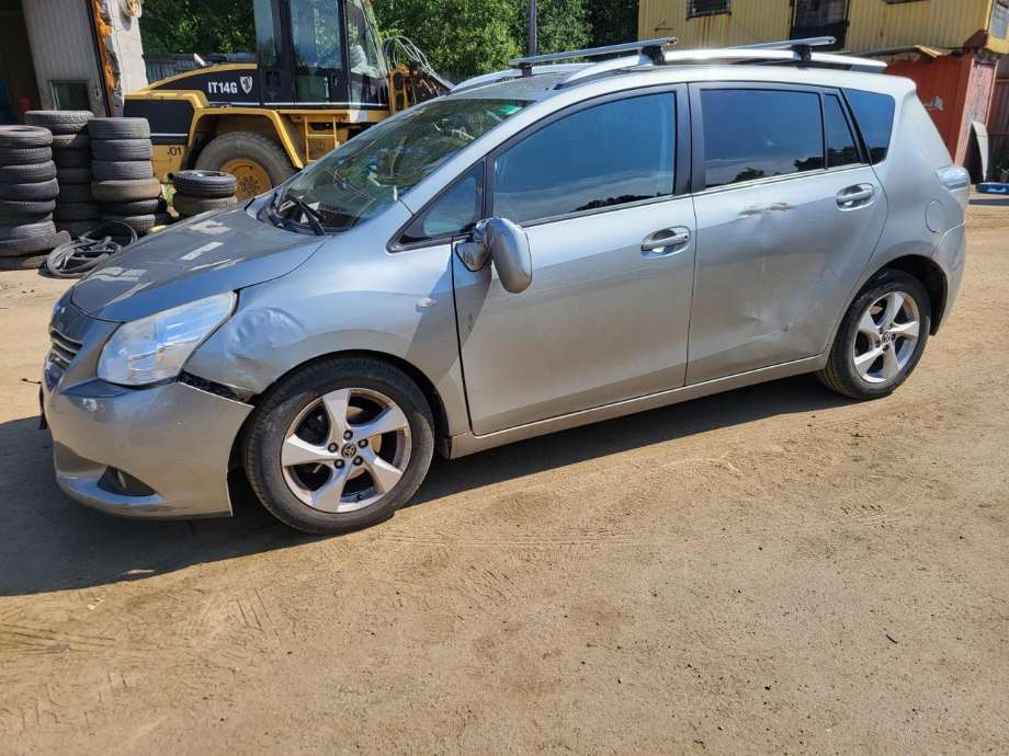 Toyota Verso 2009-2016 (Type III) , Motorkode: 1AD-FTV, Girkassekode: