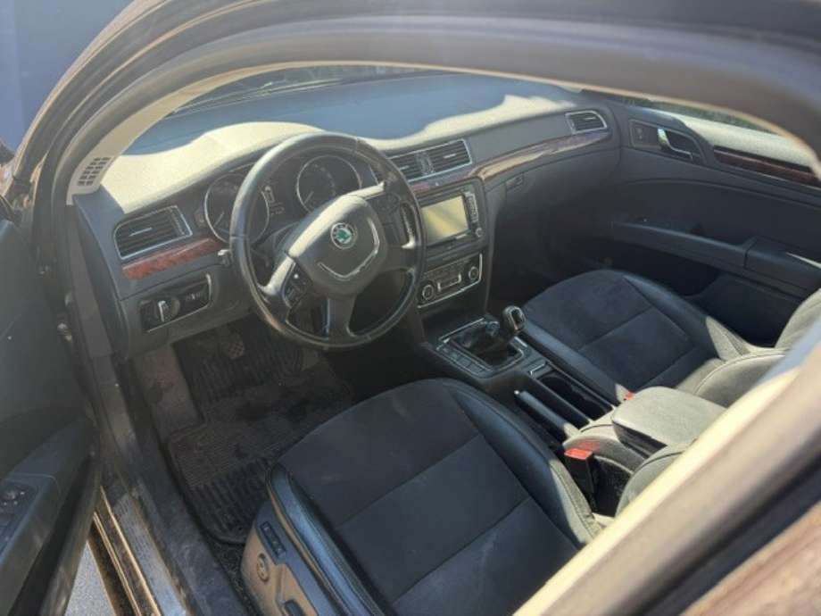 Škoda Superb 2008-2015 (Type II) , Motorkode: CFF, Girkassekode: