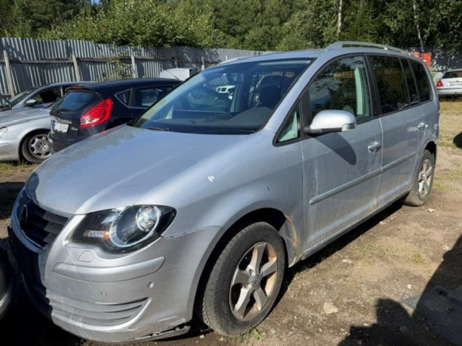 VW Touran 2010-2015 (Type I, Fase 3) , Motorkode: BLS, Girkassekode: