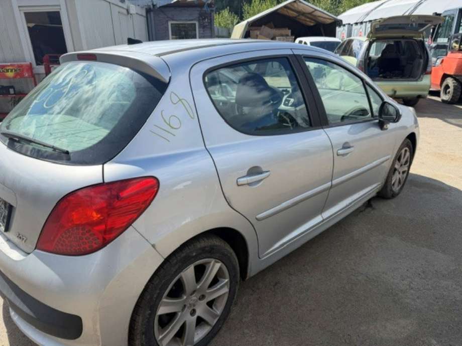 Peugeot 207 2006-2012 , Motorkode: 5FW, Girkassekode: 