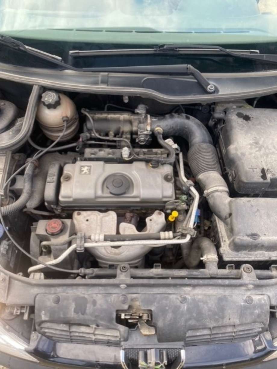 Peugeot 206 1998-2007 , Motorkode: KFW, Girkassekode: