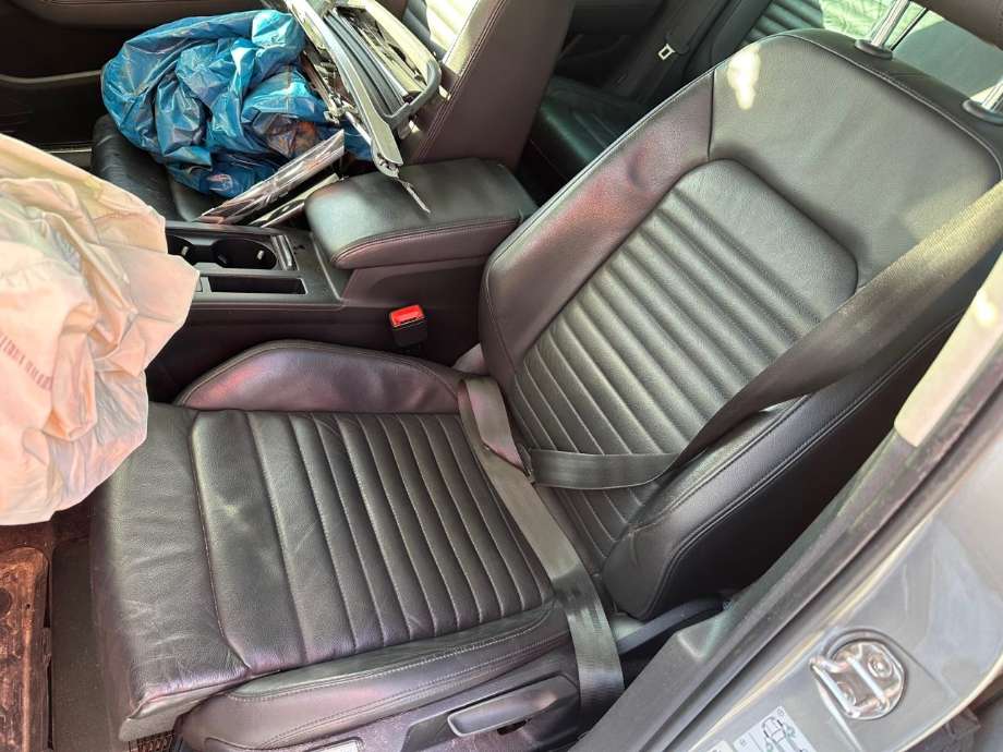 VW Passat 2015-2019 (Fase 1) (B8) (B8), Motorkode: DFCA, Girkassekode: QFE