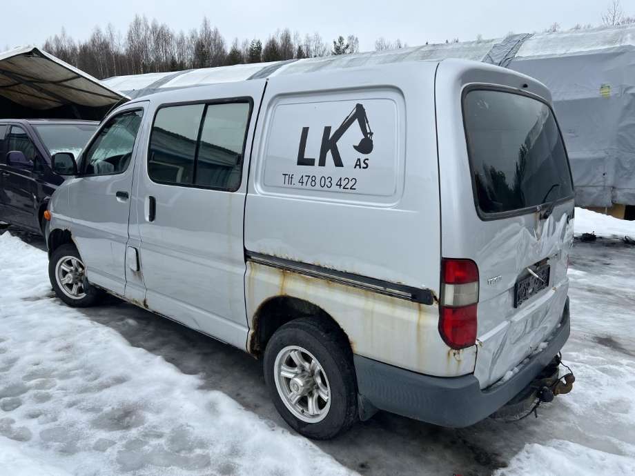 Toyota Hiace 2001-2006 (Fase 2) , Motorkode: 2KD-FTV, Girkassekode: