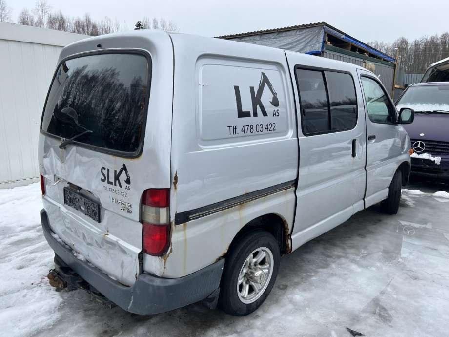 Toyota Hiace 2001-2006 (Fase 2) , Motorkode: 2KD-FTV, Girkassekode: