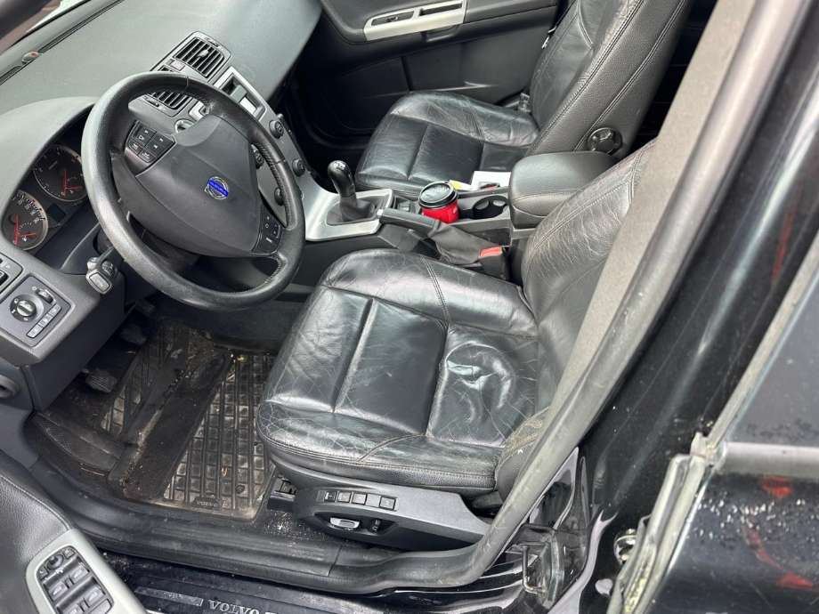 Volvo V50 2004-2007 (Fase 1) , Motorkode: D4164T, Girkassekode: 