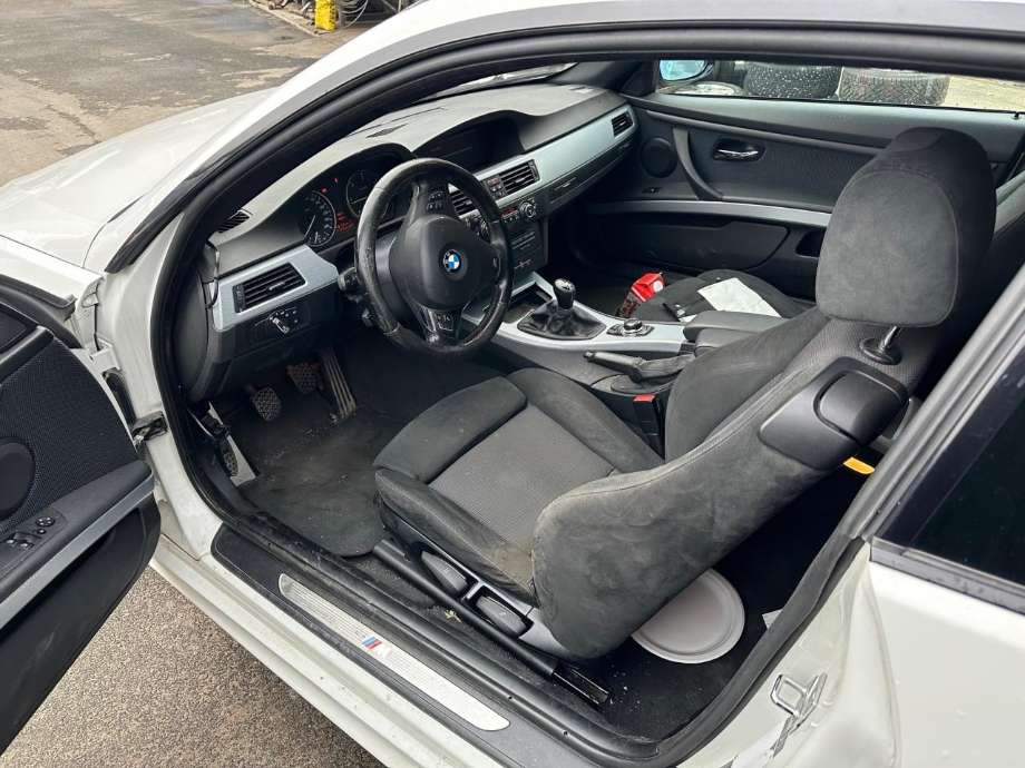 BMW 3-Serie 2005-2011 (E90/E91/E92/E93) (E90/E91/E92/E93), Motorkode: N47D20C, Girkassekode: 