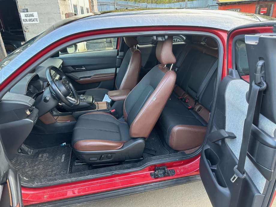 Mazda MX-30 2020-->> , Motorkode: MH, Girkassekode: 