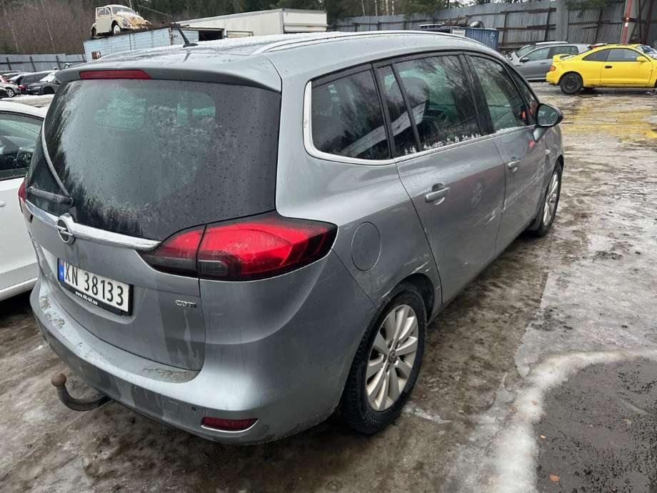 Opel Zafira Tourer 2012-2018 , Motorkode: A20DT, Girkassekode: 