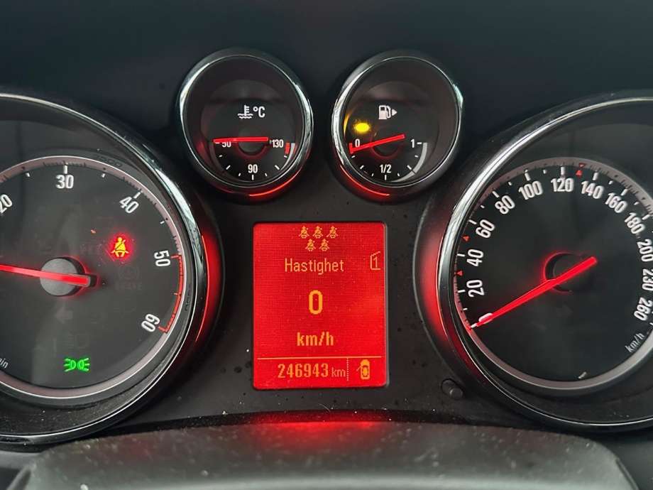 Opel Zafira Tourer 2012-2018 , Motorkode: A20DT, Girkassekode: 