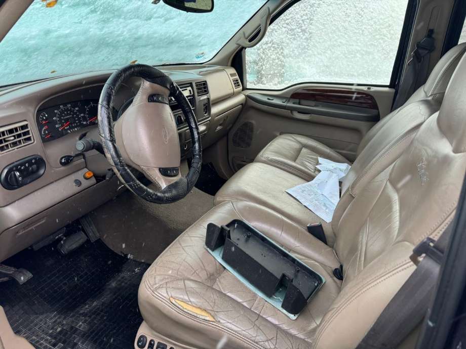 Ford Excursion 2000-2003 , Motorkode: , Girkassekode: 