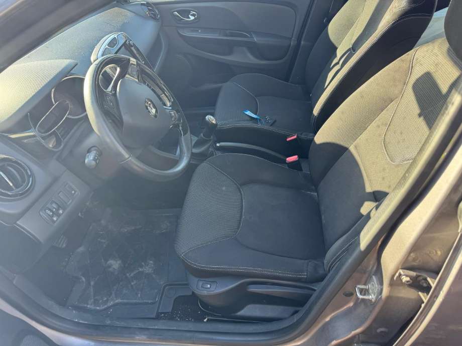 Renault Clio 2012-2016 (Type IV, Fase 1) , Motorkode: H4B A4, Girkassekode: 