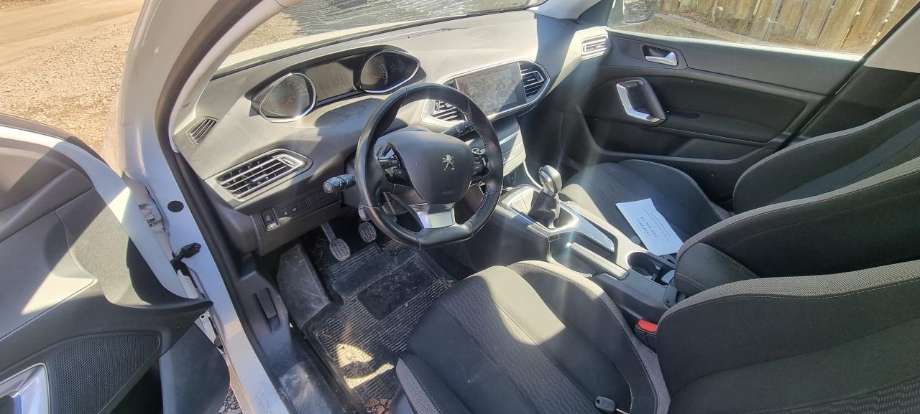 Peugeot 308 2013-2021 (Type II) , Motorkode: HN01, Girkassekode: 