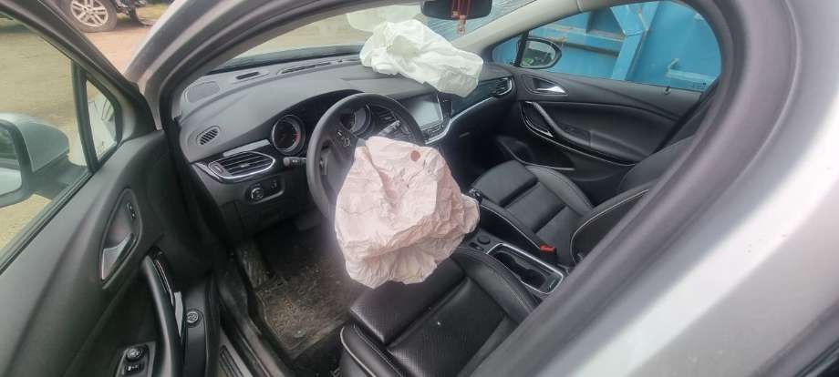 Opel Astra K 2015-->> , Motorkode: B14XFT, Girkassekode: 