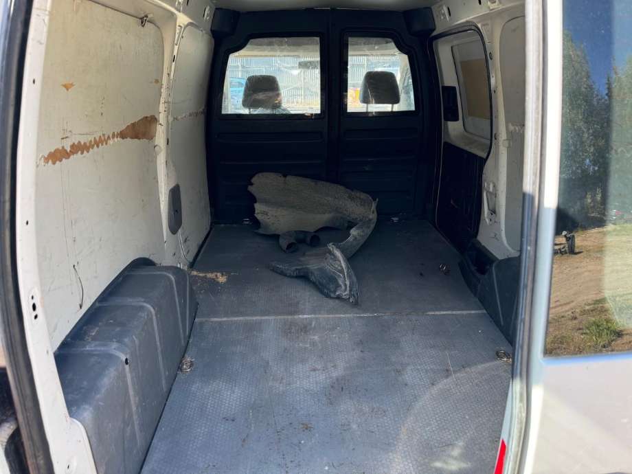 VW Caddy 2010-2015 (Type III, Fase 2) , Motorkode: CAY, Girkassekode: 