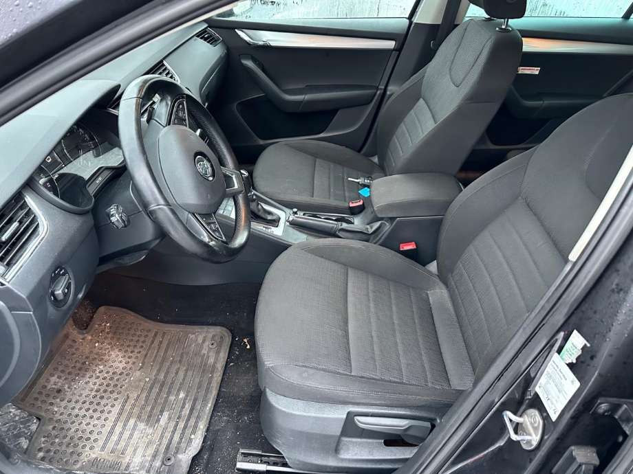 Škoda Octavia 2013-2016 (Type III, Fase 1) , Motorkode: CLH, Girkassekode: 