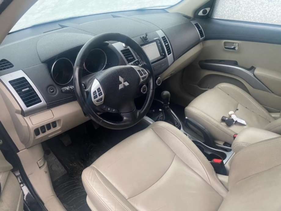 Mitsubishi Outlander 2010-2012 (Type II, Fase 2) , Motorkode: BSY, Girkassekode: 
