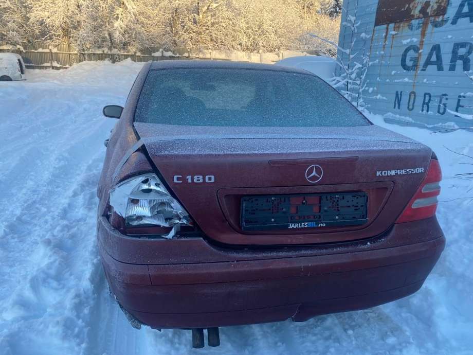 Mercedes C-Klasse 2004-2007 (Fase 2) (W203) (W203), Motorkode: 271 946, Girkassekode: 
