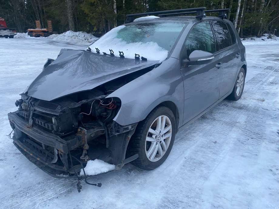 VW Golf VI 2008-2012 , Motorkode: CFF, Girkassekode: 