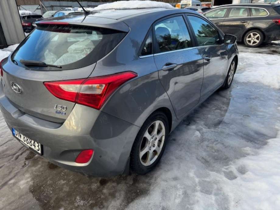 Hyundai i30 2012-2017 (Type II) , Motorkode: D4FB-5IL, Girkassekode: 