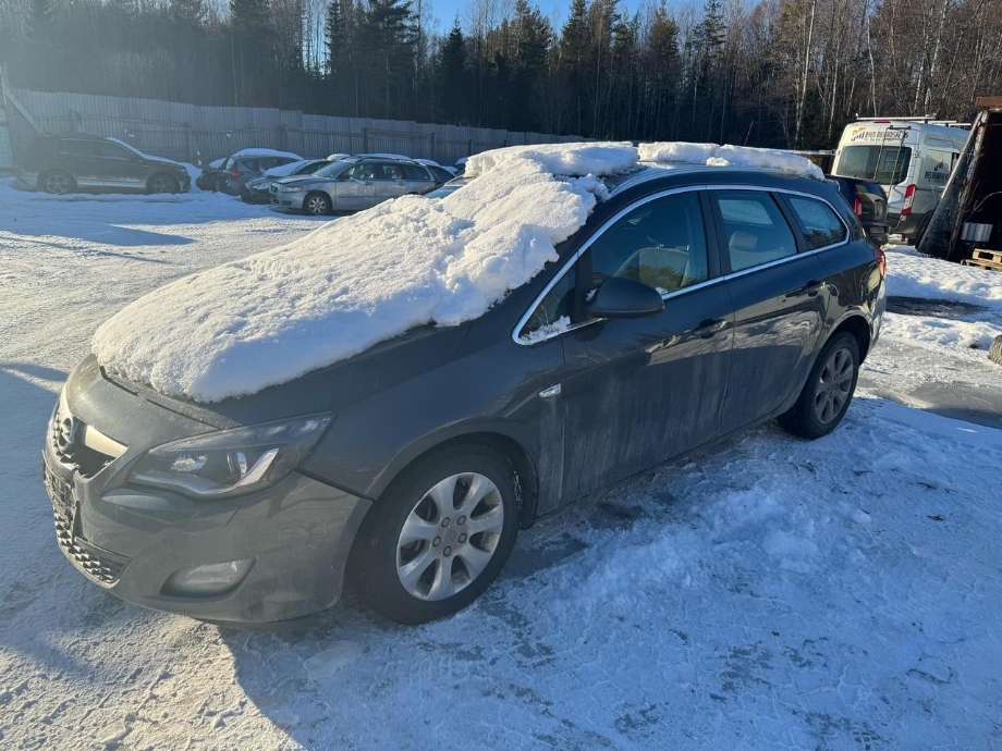 Opel Astra J, 2010-2015  delebil , Motorkode: A17DTR
