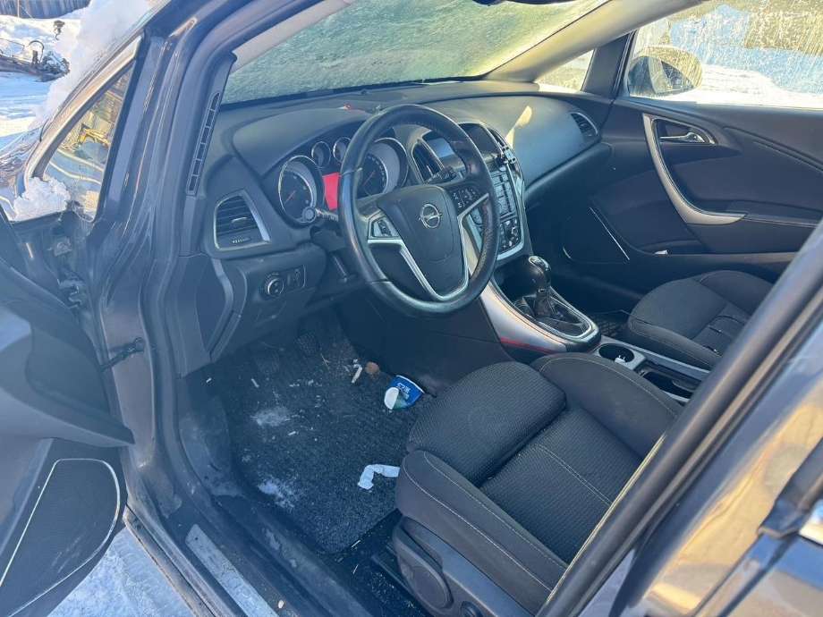 Opel Astra J 2010-2015 delebil , Motorkode: A17DTR, Girkassekode: 