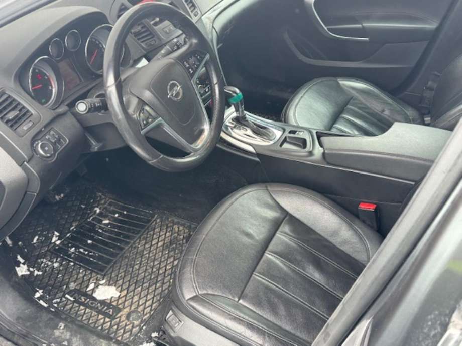 Opel Insignia A 2009-2014 , Motorkode: A20DTJ, Girkassekode: 