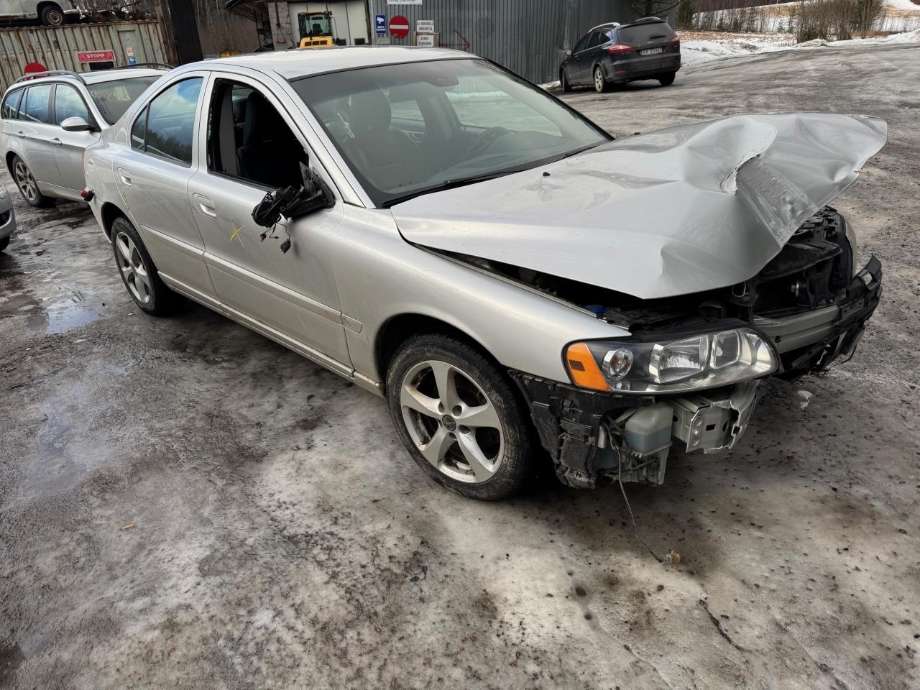 Volvo S60 2005-2010 (Type I, Fase 2) , Motorkode: D5244T5, Girkassekode: M66