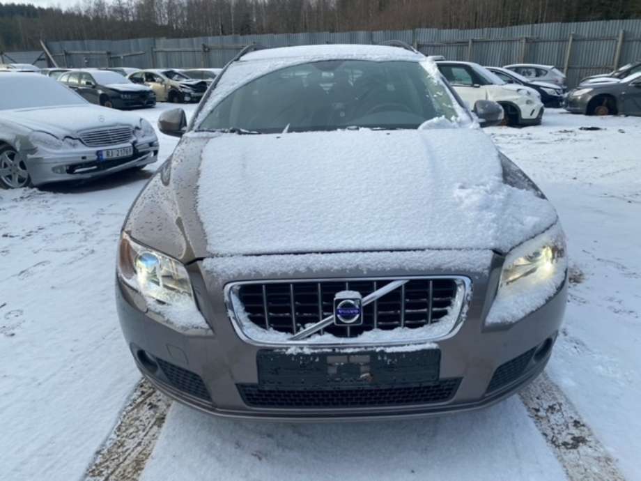 Volvo V70 2007-2013 (Type III, Fase 1) , Motorkode: D5244T4, Girkassekode: 