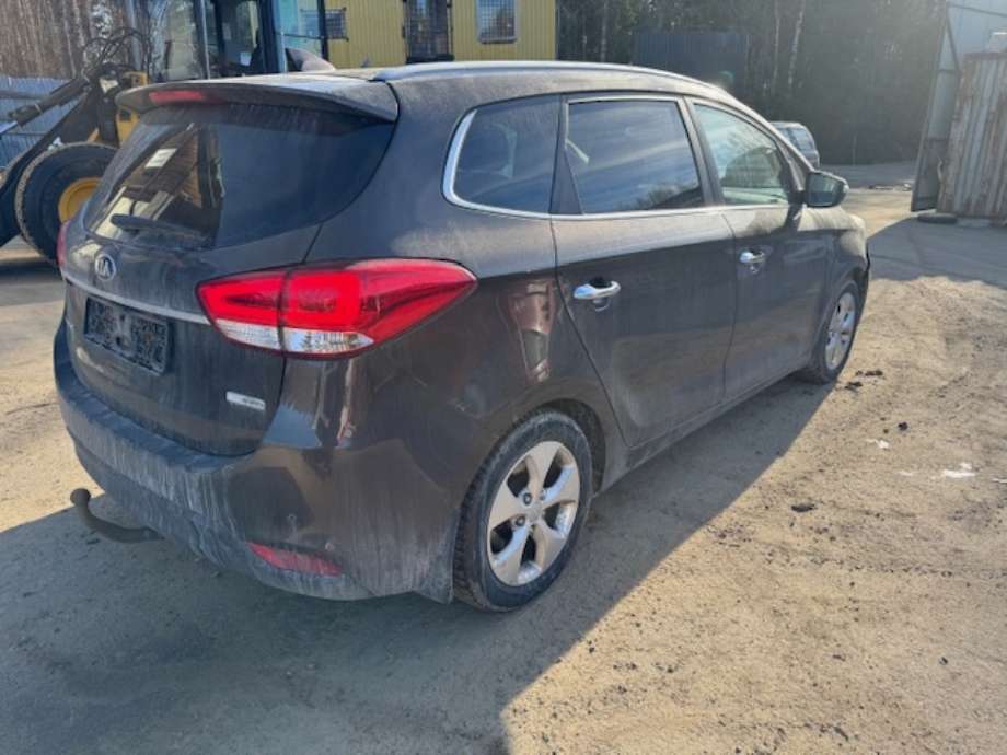 Kia Carens 2013-2018 Type III , Motorkode: D4FD-6IL, Girkassekode: 